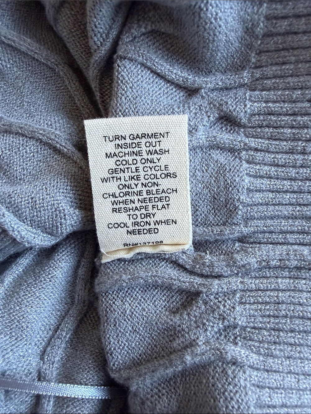 NWT Marled Gray V-Neck Cable Knit Button Front Sweater Vest Super Soft Size XL - Picture 4 of 4